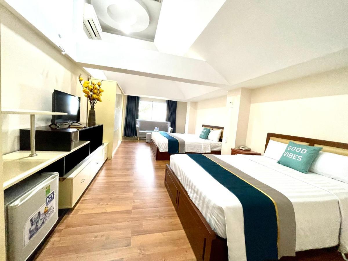 Hoa De Nhat Hotel- San Bay Tan Son Nhat Хошимин Екстериор снимка