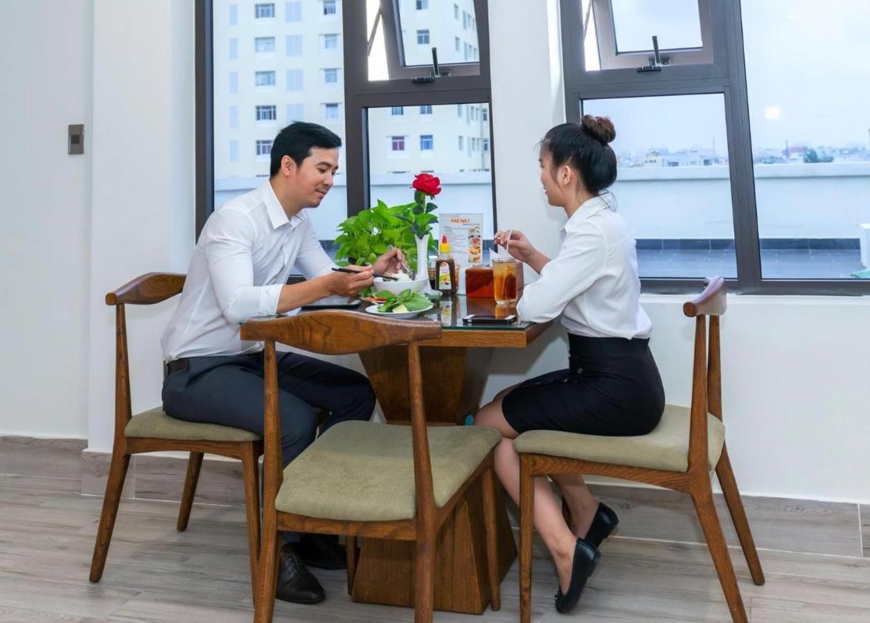 Hoa De Nhat Hotel- San Bay Tan Son Nhat Хошимин Екстериор снимка